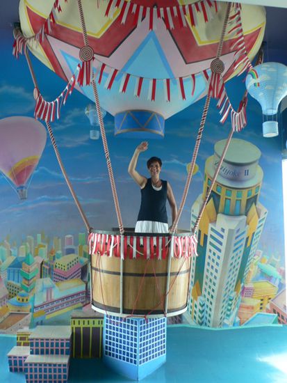 Ballonfahrt über die grosse Stadt