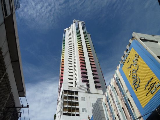 Das Baiyoke Suite Hotel steht gleich neben dem Baiyoke Sky Hotel
