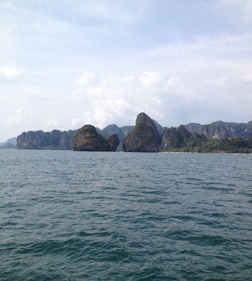 Hier sind bereits die "Krabi-Berge" in Sicht  