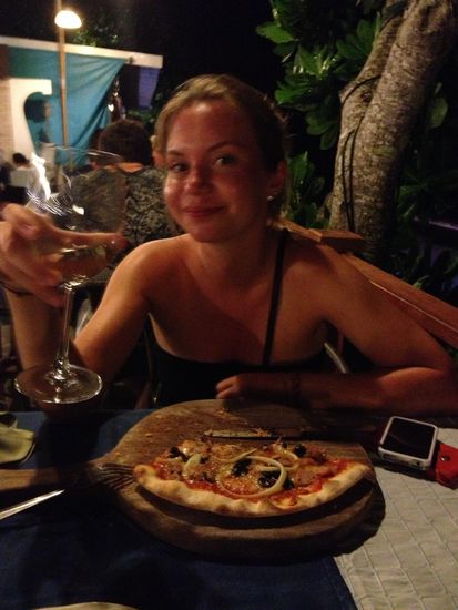 Im Sala Bua gibts auch italienische Küche
Jana entscheidet sich sofort für Pizza!