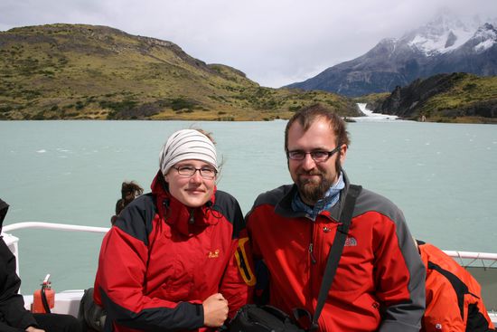 Auf dem Katamaran zum Campo Grey