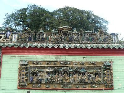 Schnitzereien in einem Chinesischen Tempel