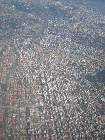 Zwischenlandung in der Hochhauswüste Sao Paulo