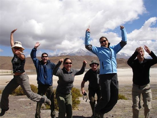 Die Truppe aus unserem Jep. Eva, Patricio, Roxana, Wouter, Claudi und ich