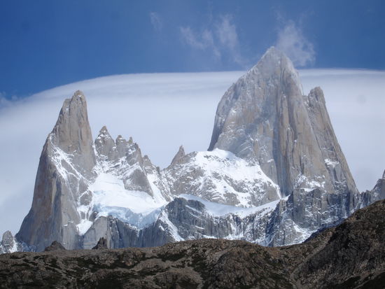 Fitz Roy. Dahinter die Schneewolke, welche uns später erwischt hat.