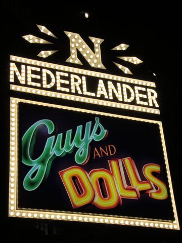 Auch der Besuch einer Broadway-Show darf nicht fehlen; wir suchen uns das Musical "Guys and Dolls" aus.