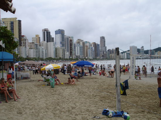 Camboriu - Die Hochhäuser sind eindrücklich, aber normal in brasilianischen Städten.