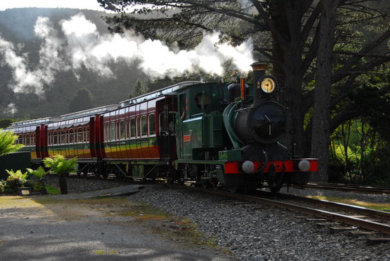 Nostalgische Dampfeisenbahn zwischen Strahan und Queenstown