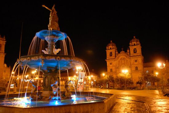 Rund um die Platza de Armas im Stadtzentrum befinden sich die meisten Sehenswuerdigkeiten der Stadt
