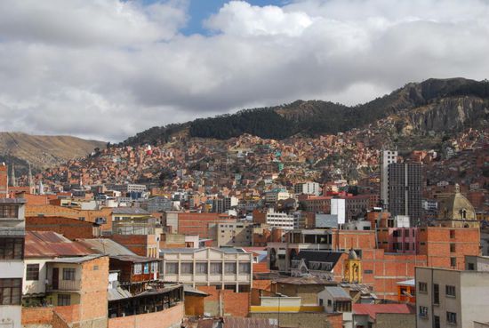 Blick aus em Hotelzimmer auf einen Teil von La Paz