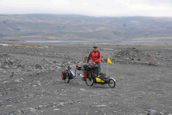 ...nach einer breiten Furt sind die Füße von der Kälte komplett gefühllos  