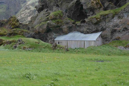 Bei diesen Witterungsbedingungen werden die Häuser sehr geschützt errichtet