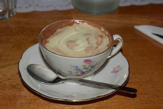 Motivation für die nächsten Kilometer: Kakao mit Sahne,