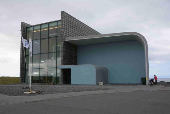 Ein sehr modernes Museum für die Geschichte der Insel