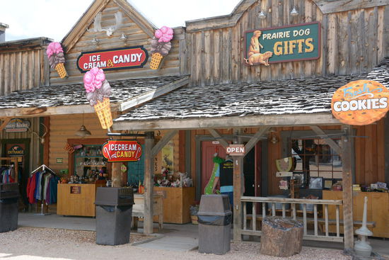 Rubys Inn ist hier die Totalvermarktung - dieser Kitsch ist nur ein winziger Ausschnitt - mehr erspare ich mir und euch