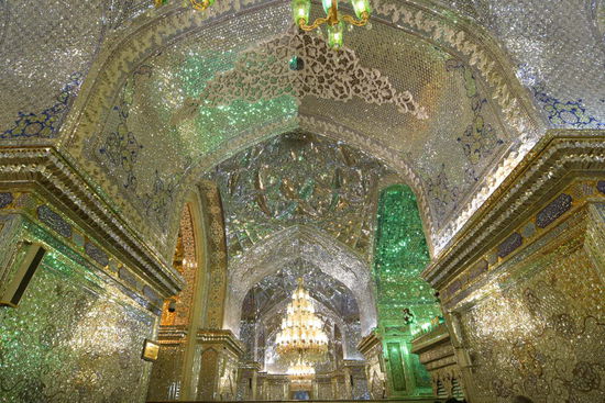 Ich hätte da noch ein paar mehr Fotos, es soll jetzt aber reichen von Spiegelgewölben