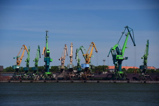 Wenn Häfen nicht zu Museumshäfen verkommen, haben sie selten etwas Romantisches an sich - auch nicht in Klaipeda