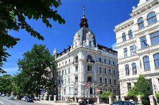 Das Stadtbild wird neben den Holzhäusern von den vielen sehr schön erhaltenen Jugendstilhäusern geprägt