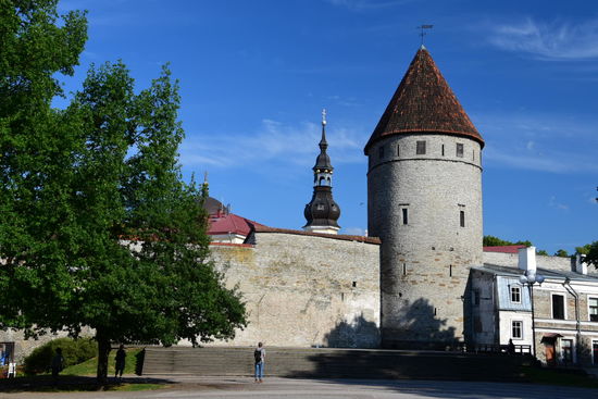 Aber es gibt ja auch Schönes zu zeigen. Der erste Eindruck bei Erreichen der Altstadt im Abendlicht