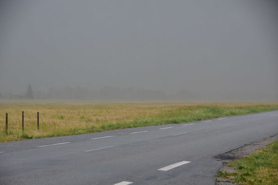 Wer geglaubt hat, dass es östlich der Ostsee nie regnet und die Himmel immer strahlend blau ist, der irrt...