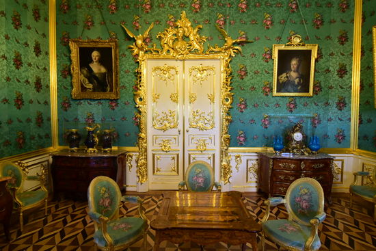 In welchem Baumarkt bekommt man eigentlich diese Türrahmen?