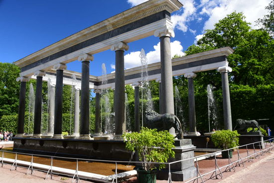 Wäre das nicht was für den Garten? Nichts Großes...