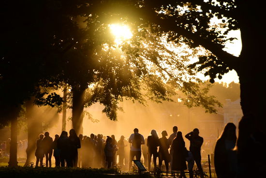 Mittsommer St. Petersburg - und alle machen mit