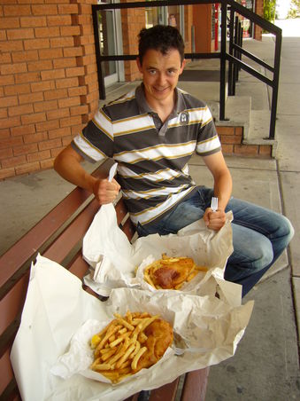 Angefangen hat alles erst mal mit einer Portion Fish & Chips für jeden zur Stärkung. Das war dann selbst für mich ziemlich üppig dimensioniert