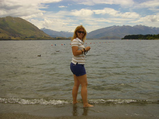 Ich weiss schon gar nicht mehr, was ich da noch dazuschreiben soll...
Aber nach der Mittagspause in Wanaka braucht man schon mal ne kleine Erfrischung