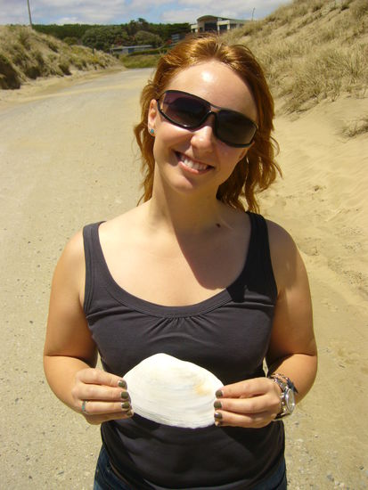Am 90 Mile Beach gibt's auch ganz tolle Muscheln. Ob ich die aber heil nach Hause bekomme???