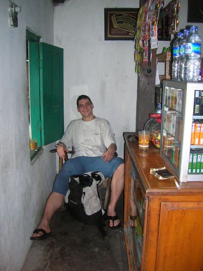 Kurzer Regenzwischenstop in the Middle of Nowhere