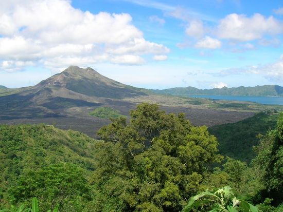 Ab in die Berge - die Landschaft.........keine Worte........