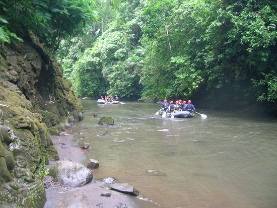 ........und hier der zweite Swim Spot ...links sehr ihr schon die Gravuren....