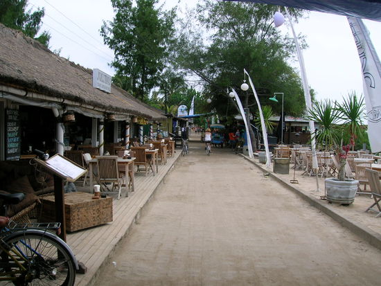 .........und hier der Main-Strip des Hauptortes......