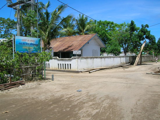 Hier die Klinik des Dorfes........im Notfall bist du hier....ziemlich im Ar....