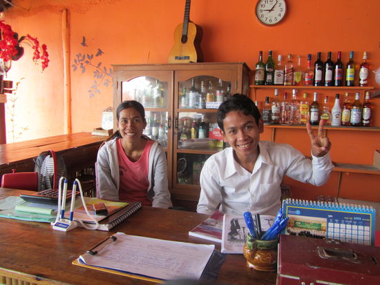 Ein warmer Abschiedsgrusz unserer tollen Bungalow-Belegschaft in Sihanoukville!