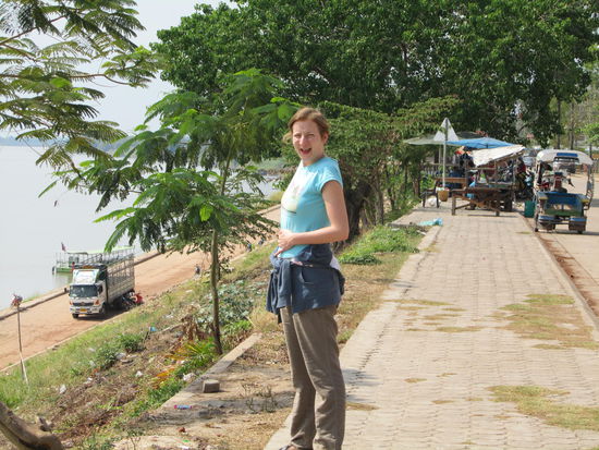 Das trifft sich doch gut! Ich doch auch! Mein Bauchgrimmen hoert man doch bis Thailand!