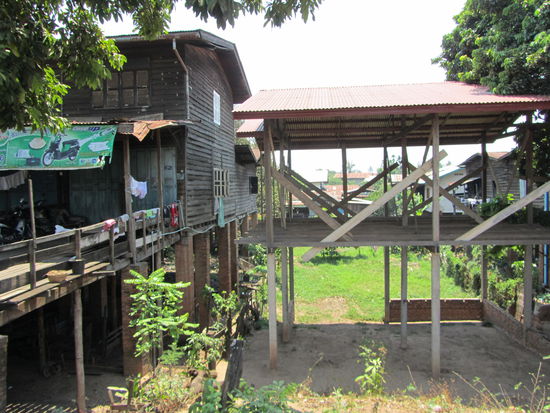 Unterwegs, noch in Pakse