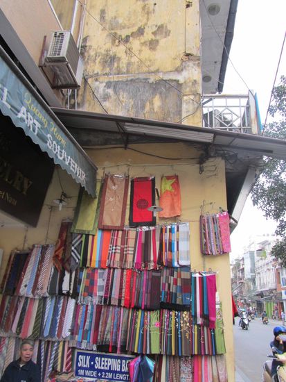 Farbenfrohe Seidenstoffe