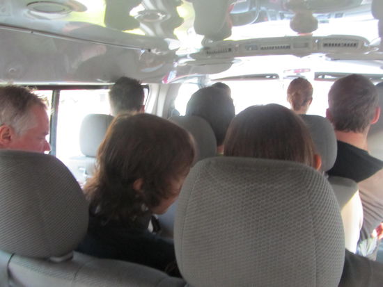 Jaja - der Minibus..........loooooooooos geht's um 06.00 Uhr frueh.....uffff