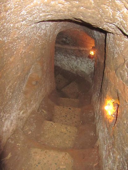 yes I'm working in the coalmine .........going down down down........working in the coalmine ........upps I'm going down!
