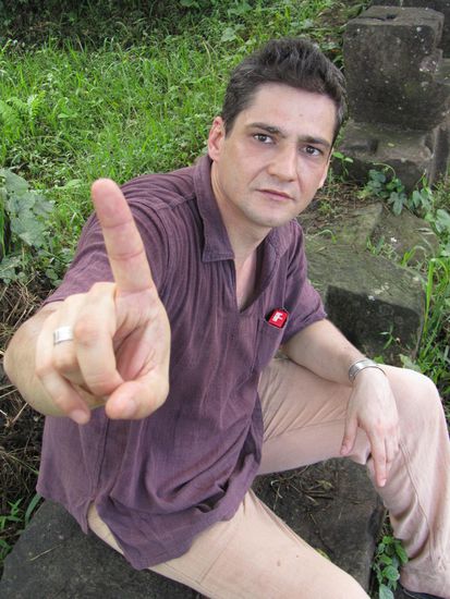 Nur was fuer Insider: NO PHOTOS PLEASE - GERD IS TIRED (wir denken immer wieder sehr stark an einen blonden Engel aus Podgorica) 