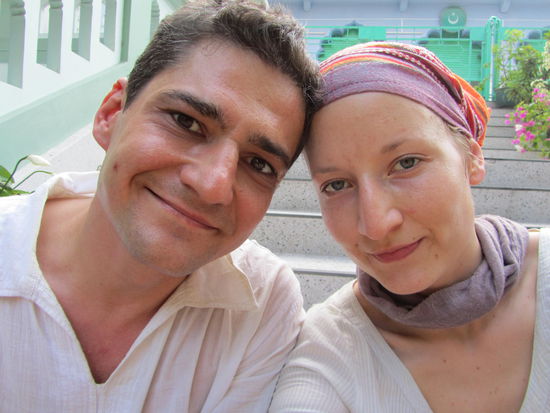 Kurze Rast vor der ebenfalls besichtigten Moschee.......