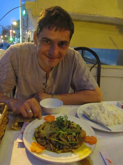 ...........das muss man doch probieren......schmeckt dem heimischen Henderl schon sehr aehnlich......