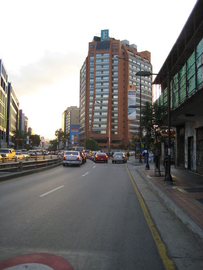 Das Embassy Suite Hotel