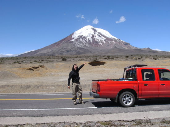 Auf dem Weg zum Chimborazo, welcher die Kulisse darstellt