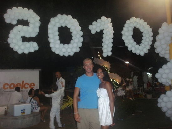 Iracema und ich an der Strandpromenade