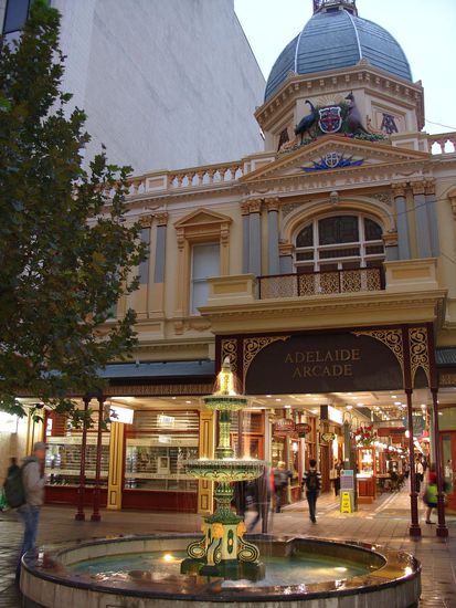 Die Adelaide-Arkaden 
- huebsche, alt-viktorianische Einkaufspassage in der Innenstadt -