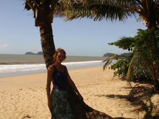 An einem der noerdlichen Straende von Cairns...