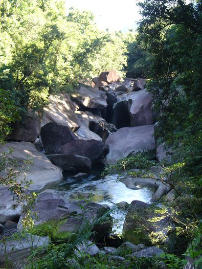- Die Boulders - 
Ein Fluss mit Riesensteinen, wo wir am Campingplatz gleich daneben uebernachtet haben.